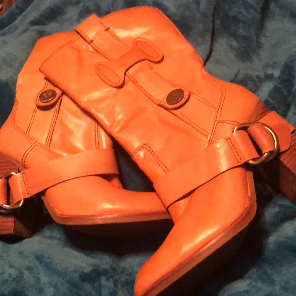 BCBG Boots